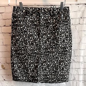 NWT d. Jeans Black / White Leopard Print Stretch Denim Skirt Size 6